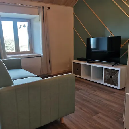 L'estive Du Clozel Le Salers 度假居 贝斯和圣阿纳斯泰斯